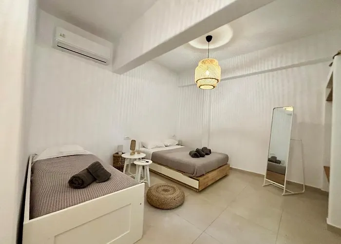 Ferienhaus Elenitas Studio, Steps To The Windmills, Fabrika & Little Venice *