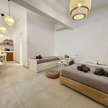 Elenitas Studio, Steps To The Windmills, Fabrika & Little Venice Vakantiehuis *